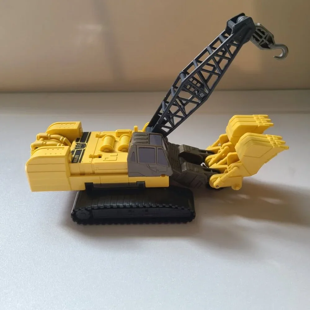 3 Transformer Construction Vehicles (Incomplete) - Picture 2 of 10